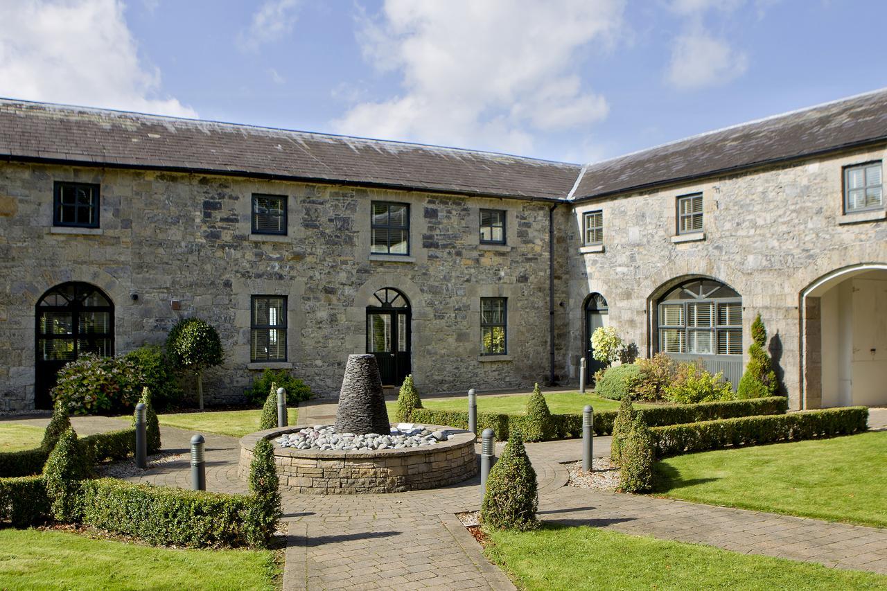 Moyvalley Hotel Self Catering Cottages Extérieur photo